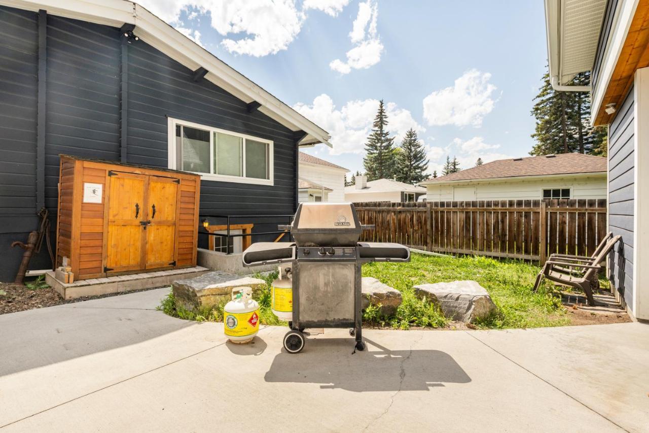Cougar Street Mountain Rental 班夫 外观 照片