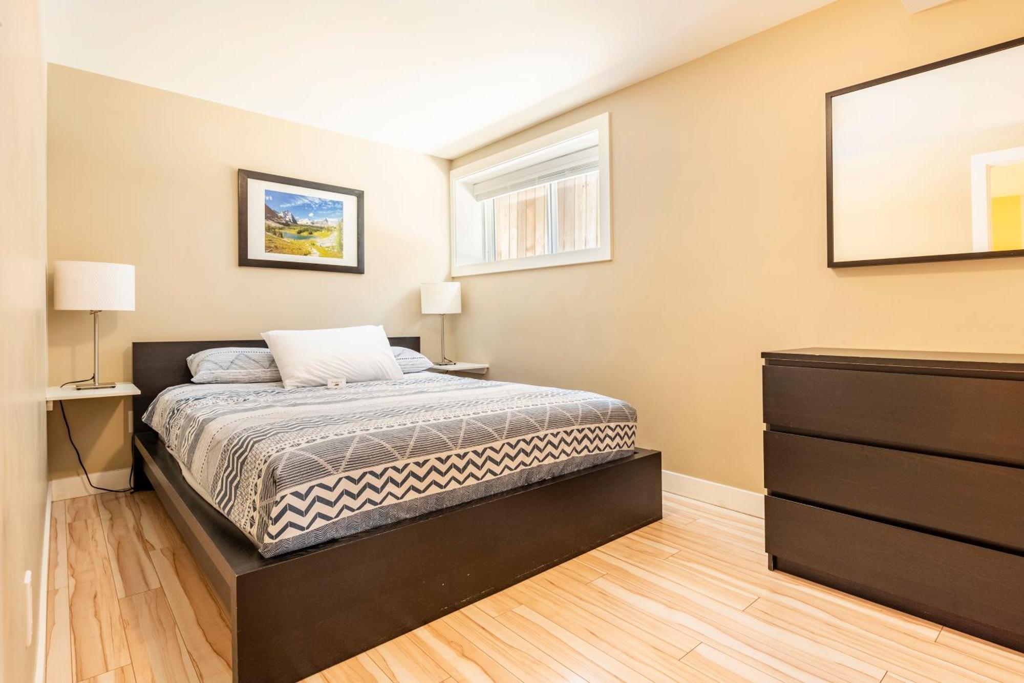 Cougar Street Mountain Rental 班夫 外观 照片